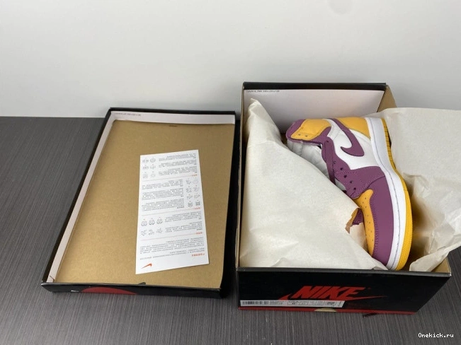 One Kick High Jordan Brotherhood OG 555088-706 Air 1 0816